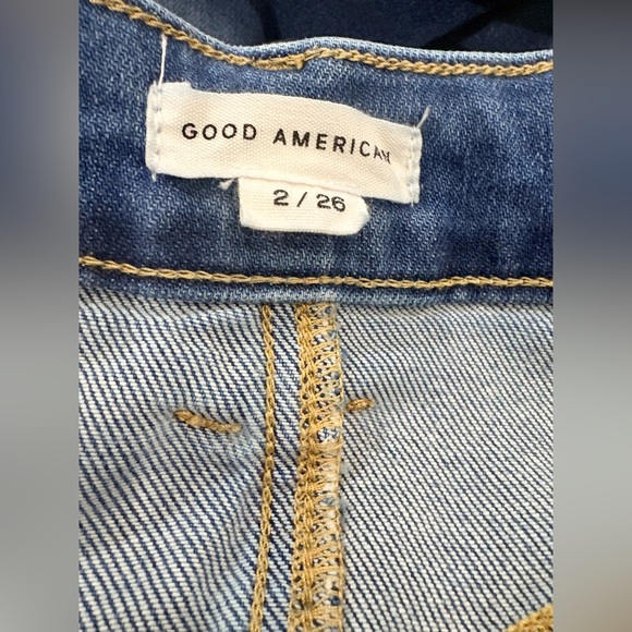 Good American NWT 💙 Good Legs Straight Mid Rise Denim Jeans. Size: 2/26 - Picture 11 of 12